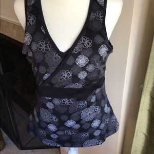 Tek gear workout sleeves top size large